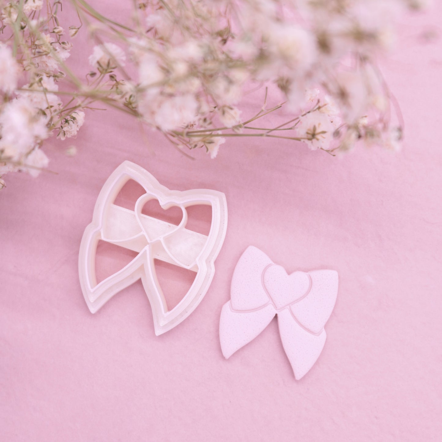 Valentines Day - Bow with Heart Cutter