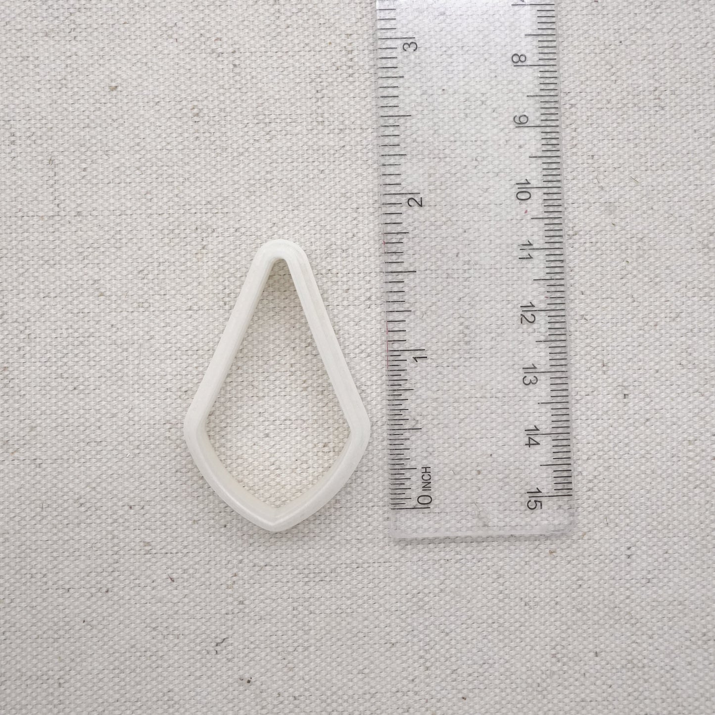 Rounded Triangular Dangle Cutter